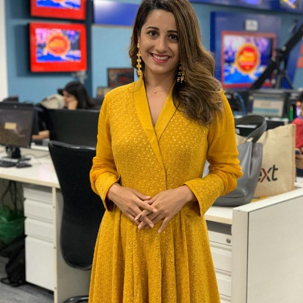 AVANNEDUBASH WEARING MILLA MUSTARD SET